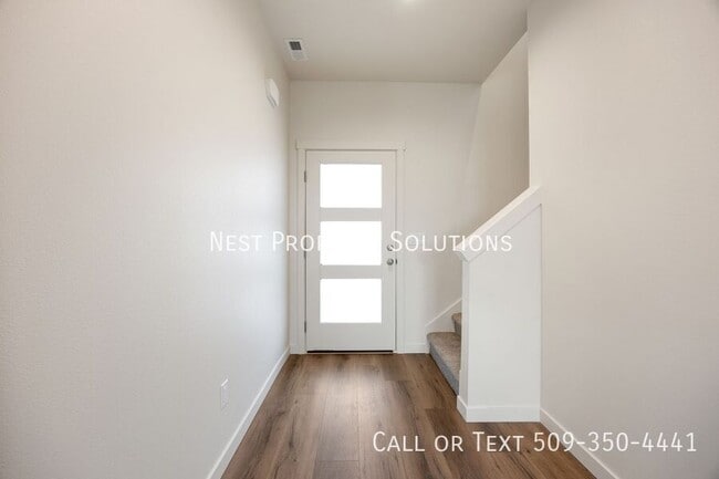 Building Photo - 601 S Dorsing St