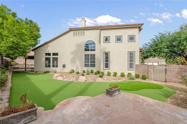 Building Photo - 8009 Clock Tower Ct