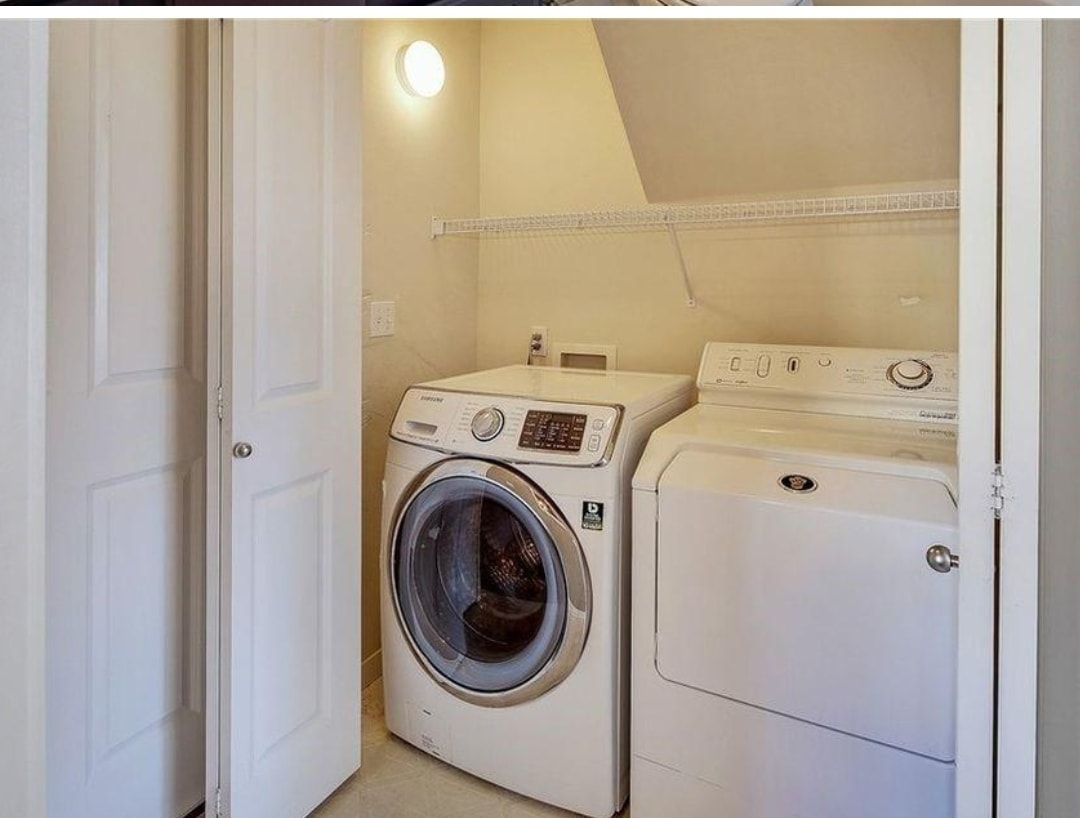 Laundry - 1107 167th St SW