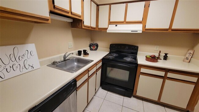 Building Photo - 4111 S Semoran Blvd