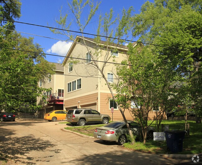 Building Photo - 908 Keith Ln