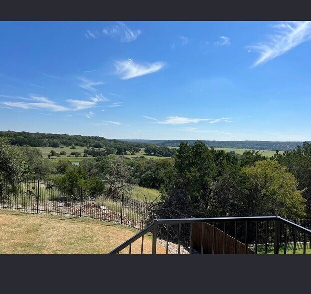 Building Photo - 1920 Centerline Ln