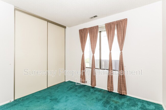 Building Photo - 4607 Aberdeen Drive