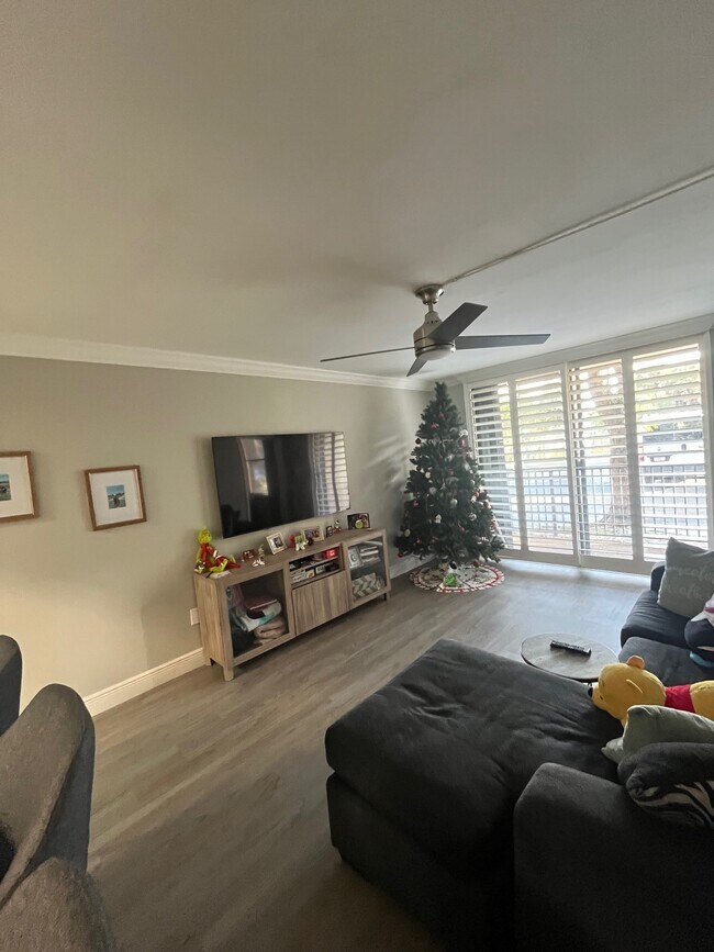 Building Photo - 14211 SW 88th St