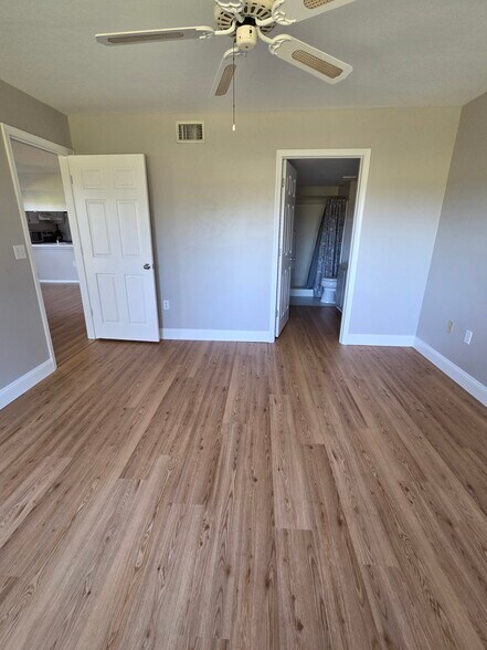 Building Photo - 232 Pebble Beach Blvd