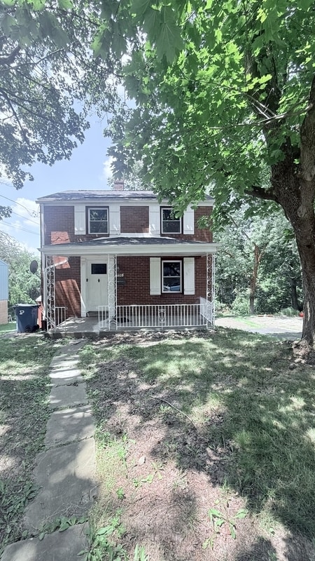 Building Photo - 220 Idlewood Rd