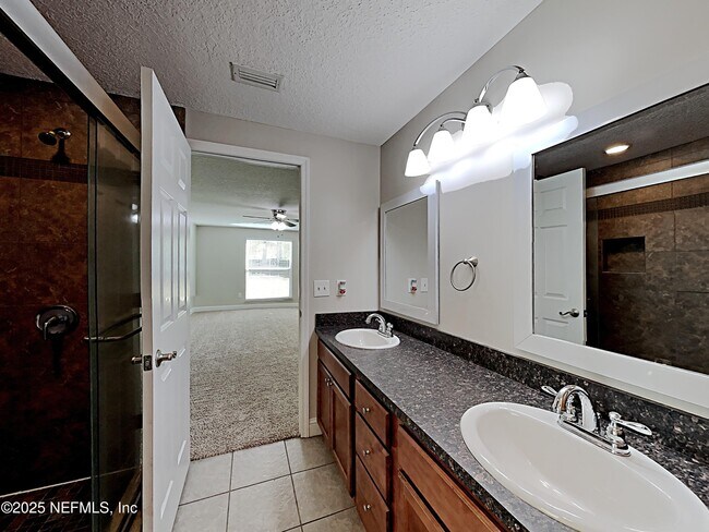Building Photo - 3169 Indian Dr
