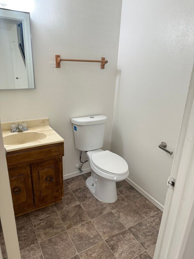 Building Photo - 3333 El Encanto Ct