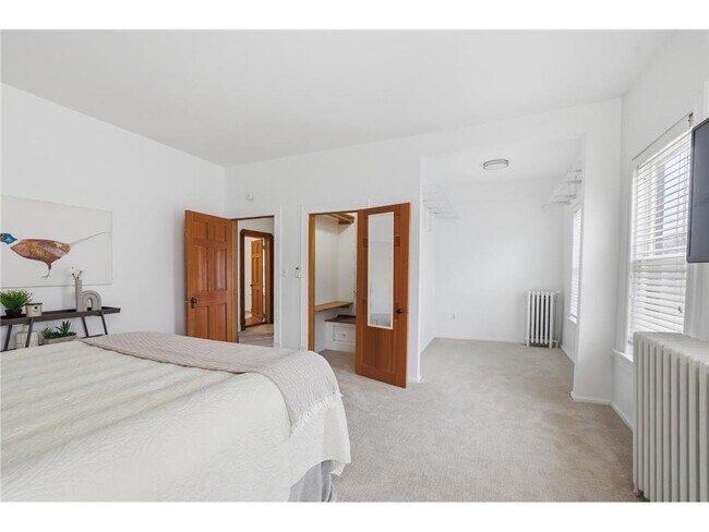 Building Photo - 546 Ashland Ave