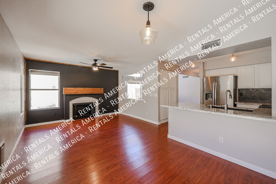 Building Photo - 3440 E Southern Ave