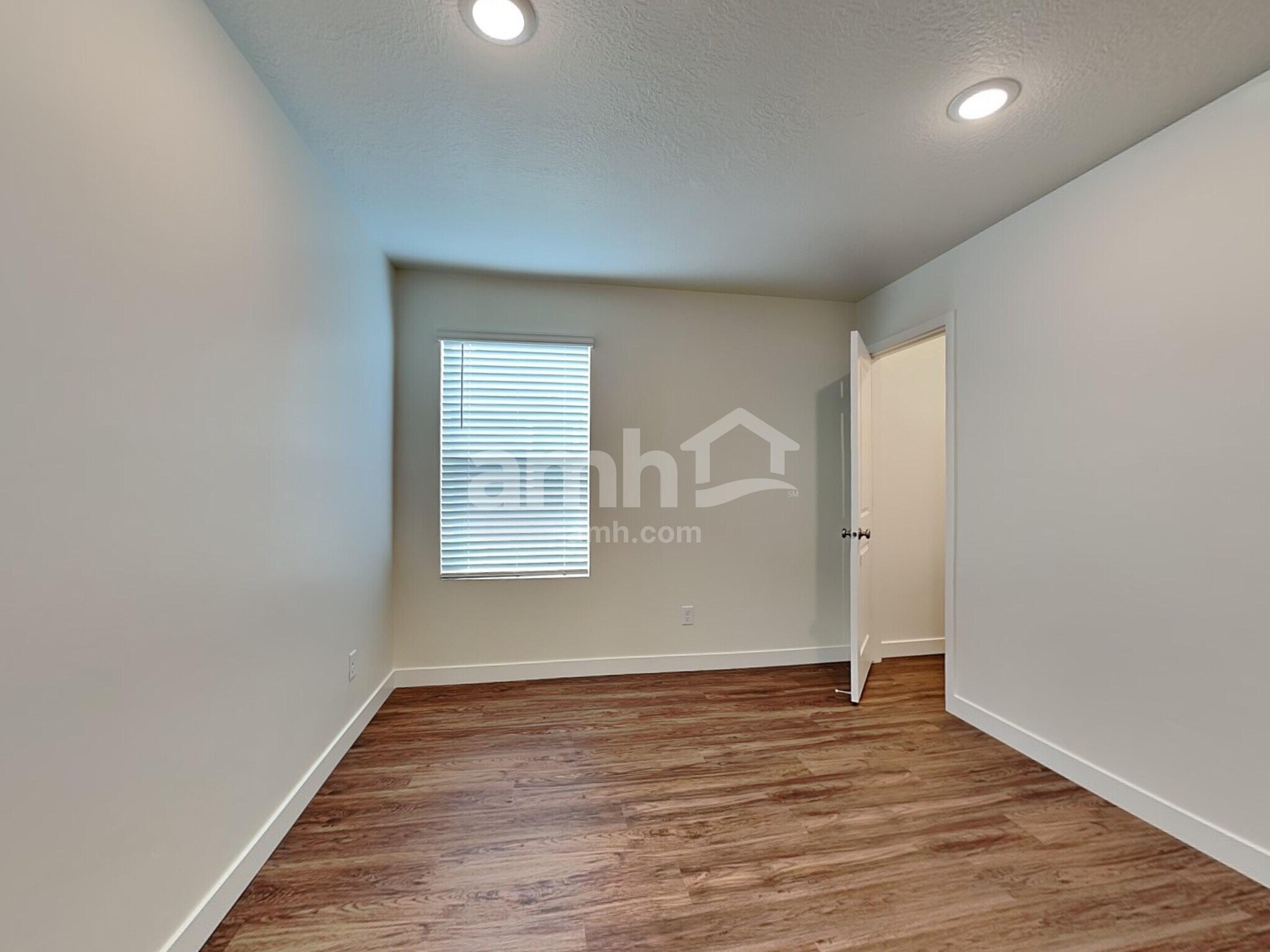 Building Photo - 8952 Wilroy Rd