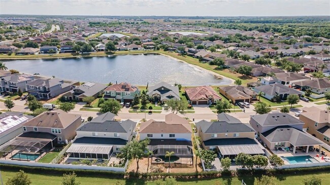 Building Photo - 13815 Artesa Bell Dr