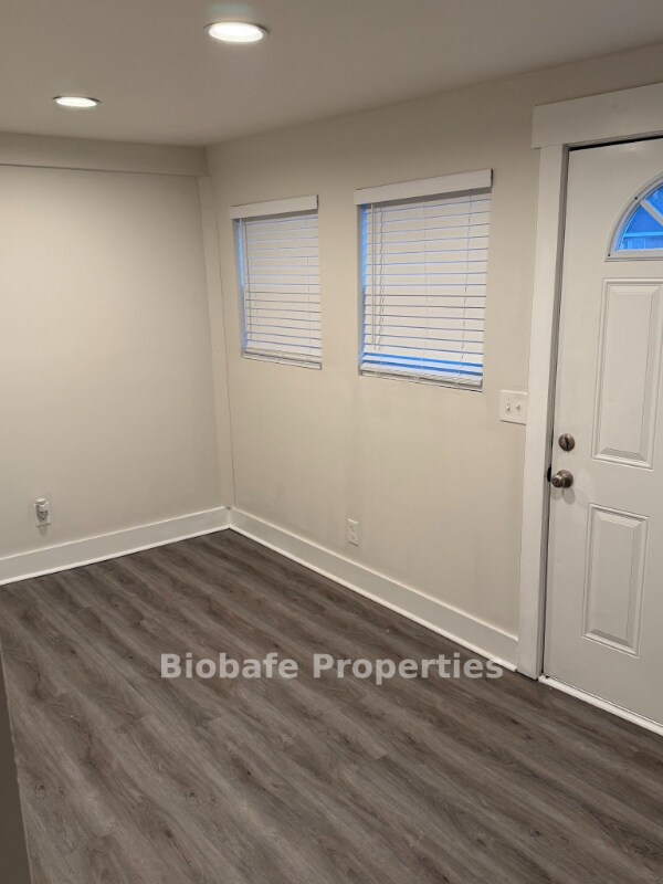 Building Photo - 176 Cloud St