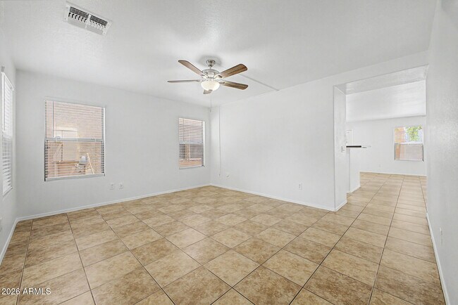 Building Photo - 742 N 112th Dr