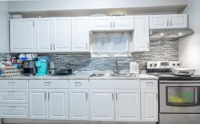 Building Photo - 1230 Vine St