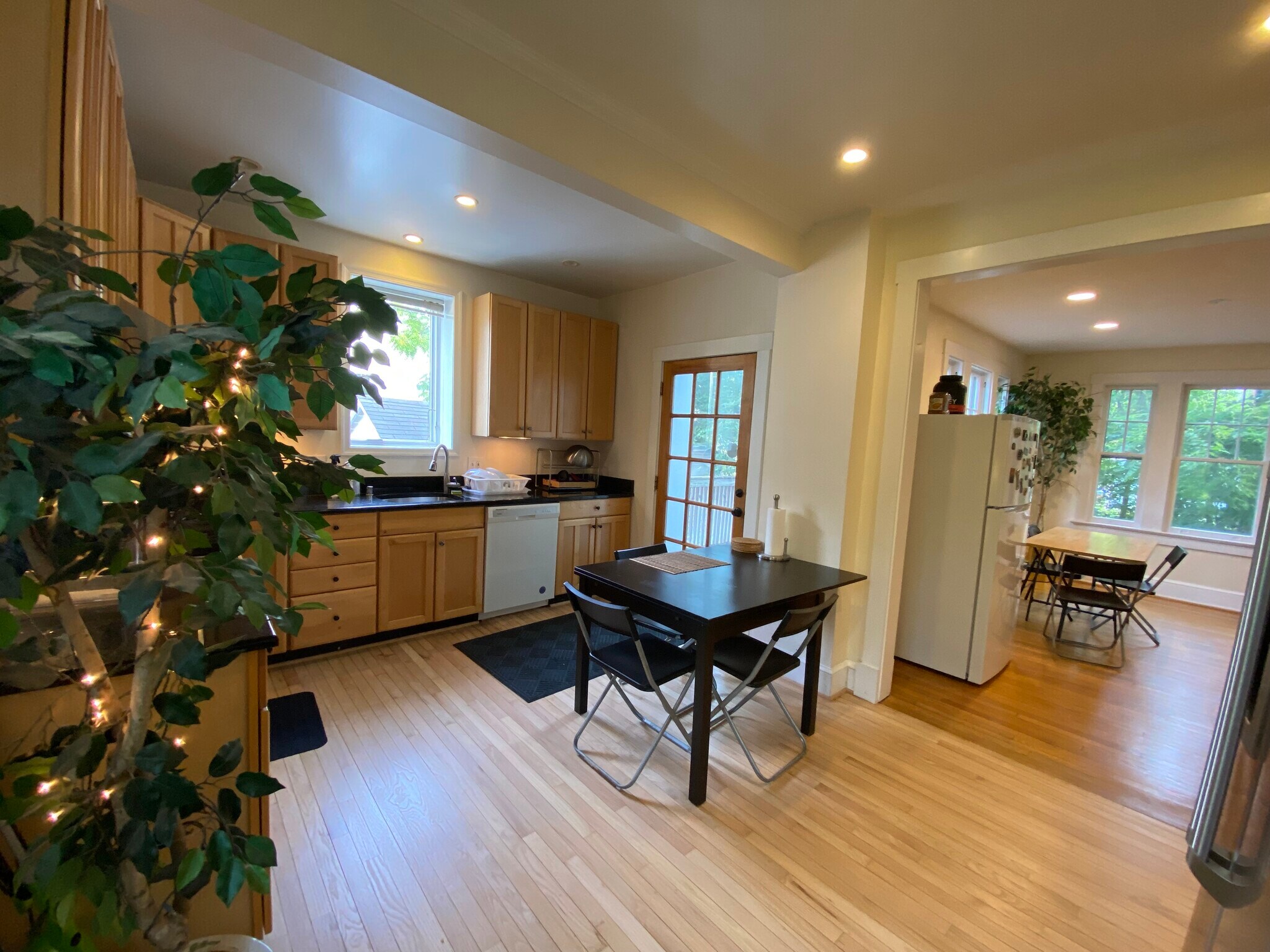 Building Photo - 5335 42nd Pl NW