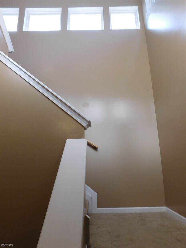 Building Photo - 3 br, 2 bath Condo - 857 Brandon Ave 857B