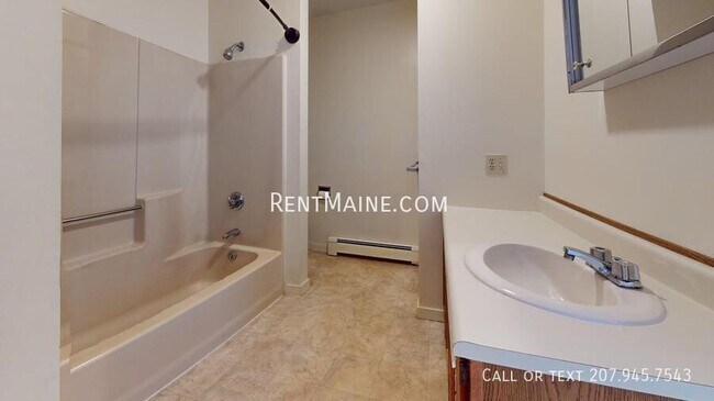 Building Photo - 53 Valley View Ln