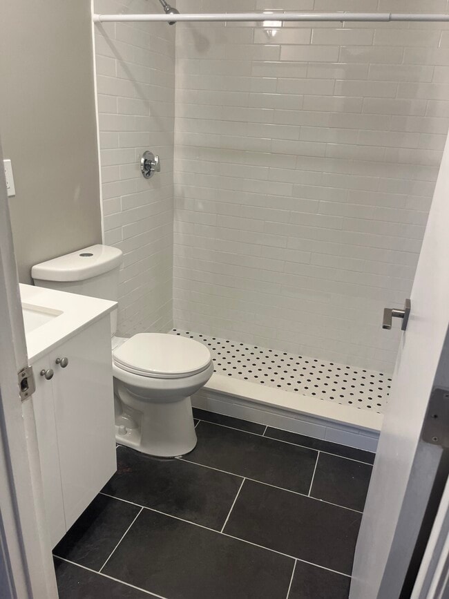 Building Photo - 226 Parker Hill Ave