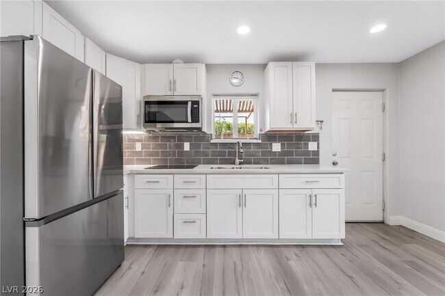 Building Photo - 5149 Poncho Cir