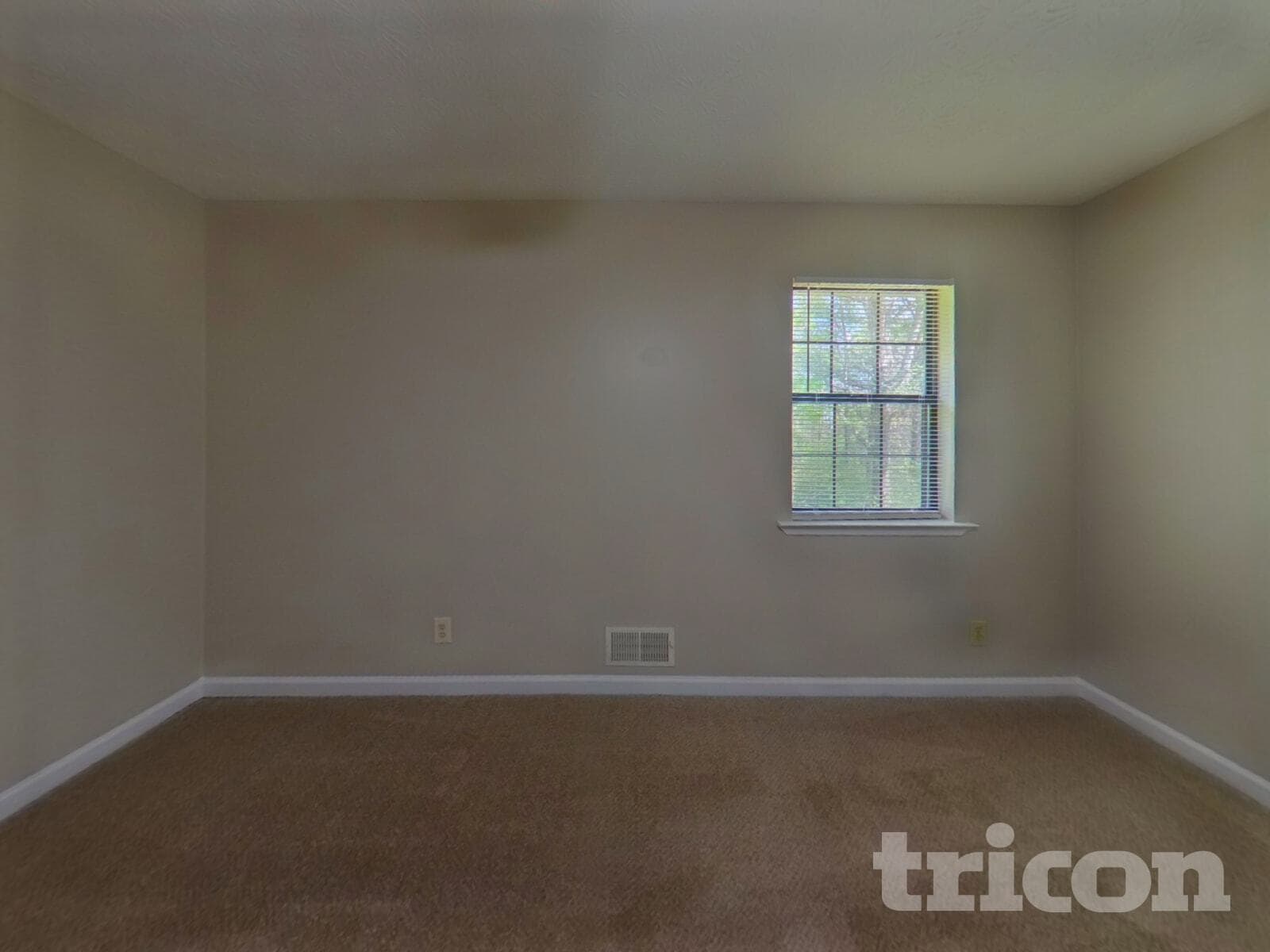 Building Photo - 208 Glenloch Ct