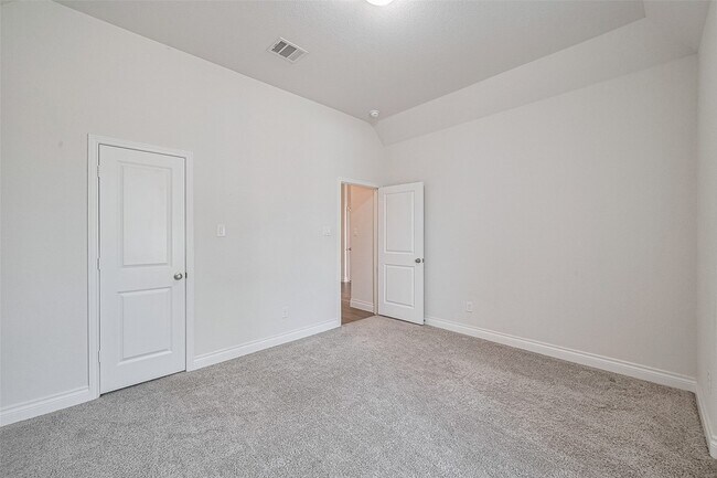 Building Photo - 6906 Montclair Colony Trl