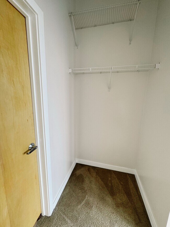 Building Photo - 1720 S Michigan Ave