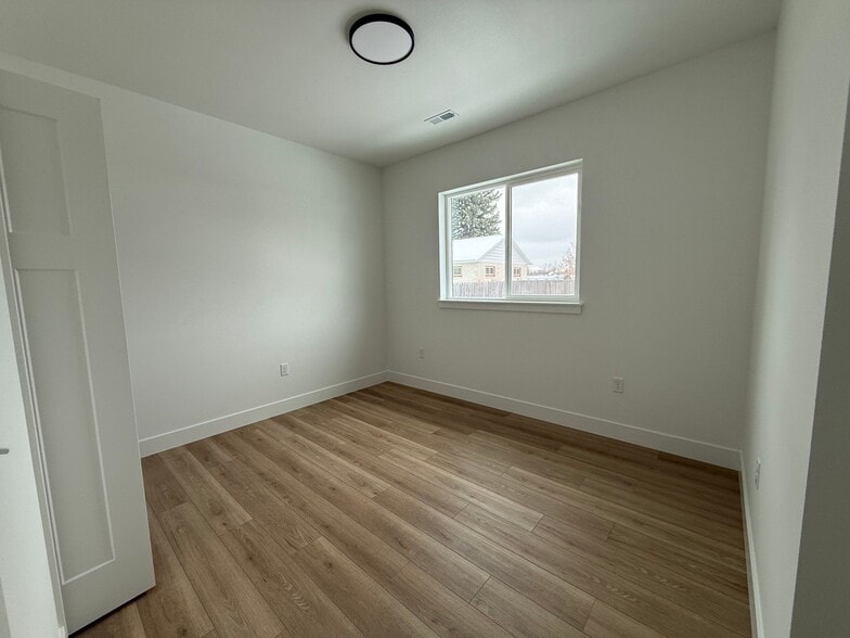 Building Photo - 2519 Arnold Ln