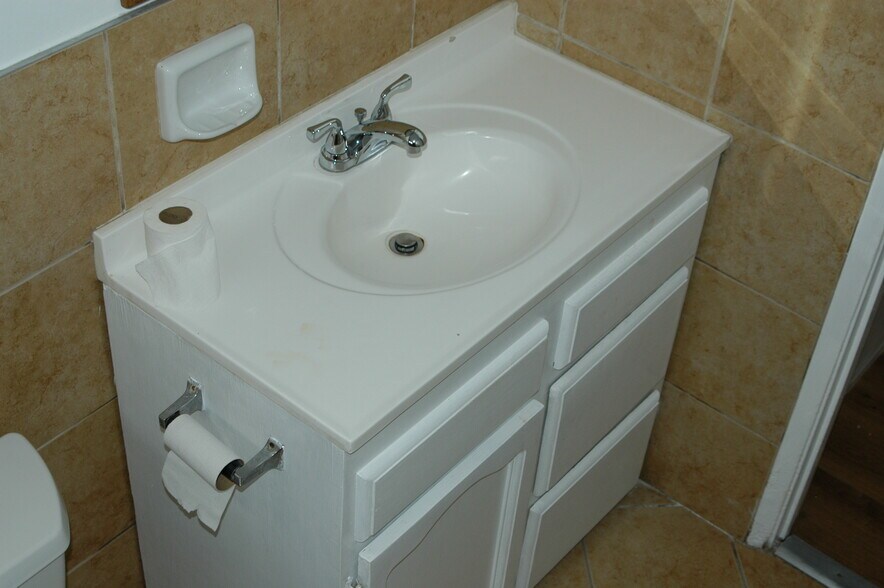 Bathroom - 7123 Lime Ave