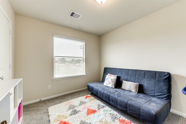 Building Photo - 8407 Hawthorn Vly Ln