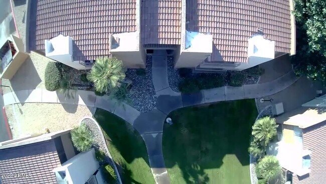 Building Photo - 1111 E University Dr