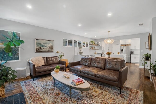 Building Photo - 22041 San Miguel St