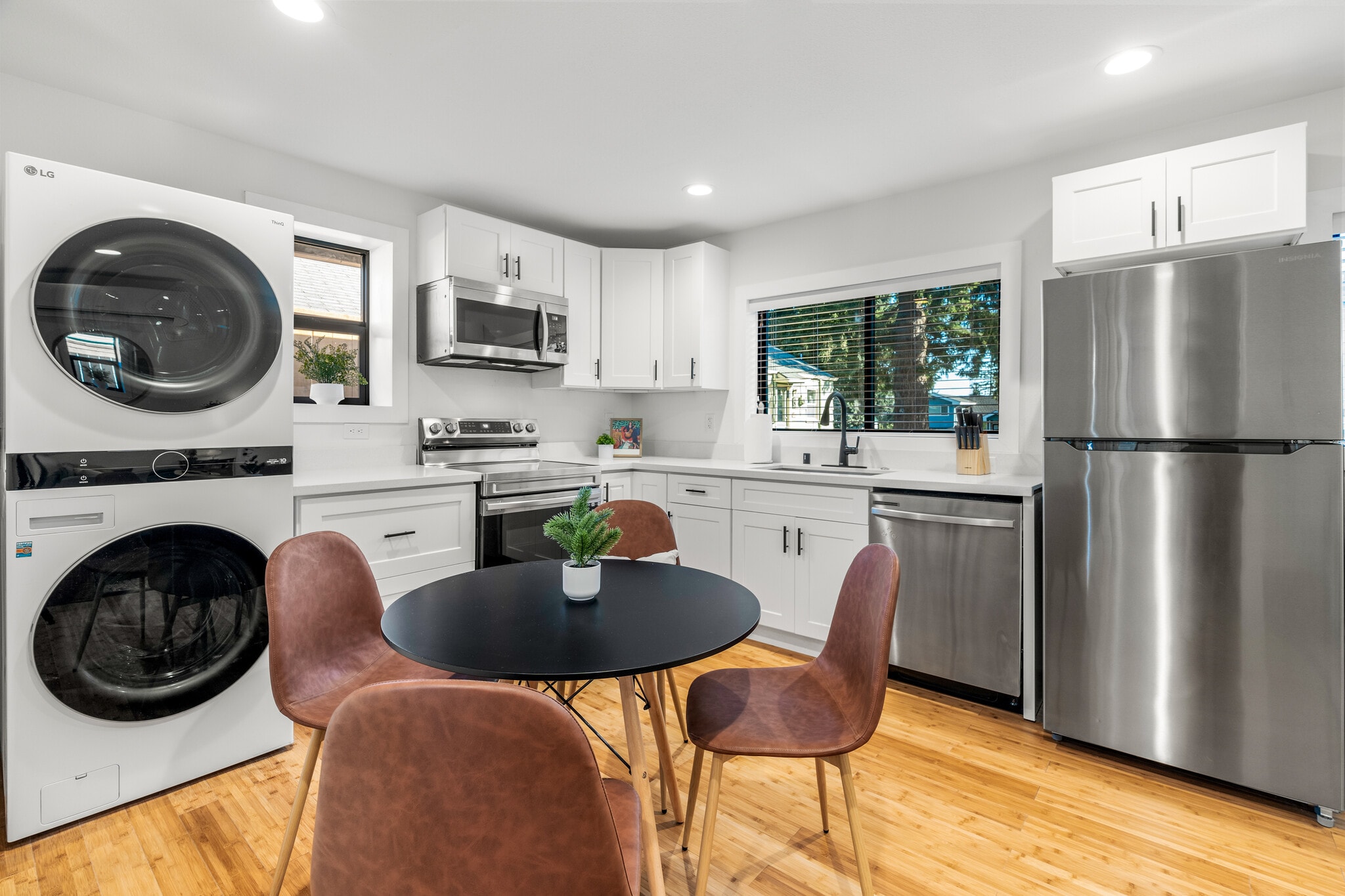 Building Photo - 12729 Evanston Ave N