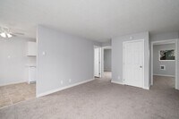 Building Photo - GOBBLE UP THIS DEAL! Sign a Lease, Move In...