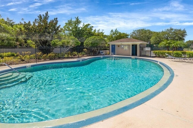Building Photo - 6127 Bayside Key Dr