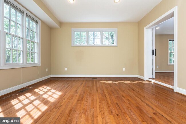 Building Photo - 13039 Glen Mill Rd