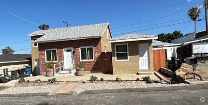 Building Photo - 32976 Bonnie Lea Dr