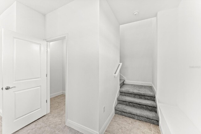 Building Photo - 3870 Knotty Pne St