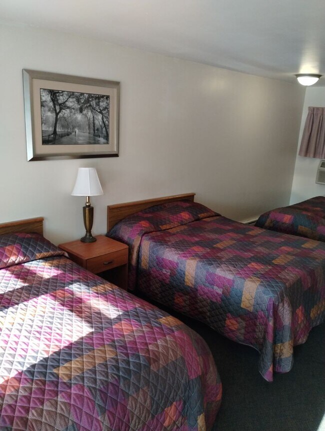 Building Photo - Riviera Motel