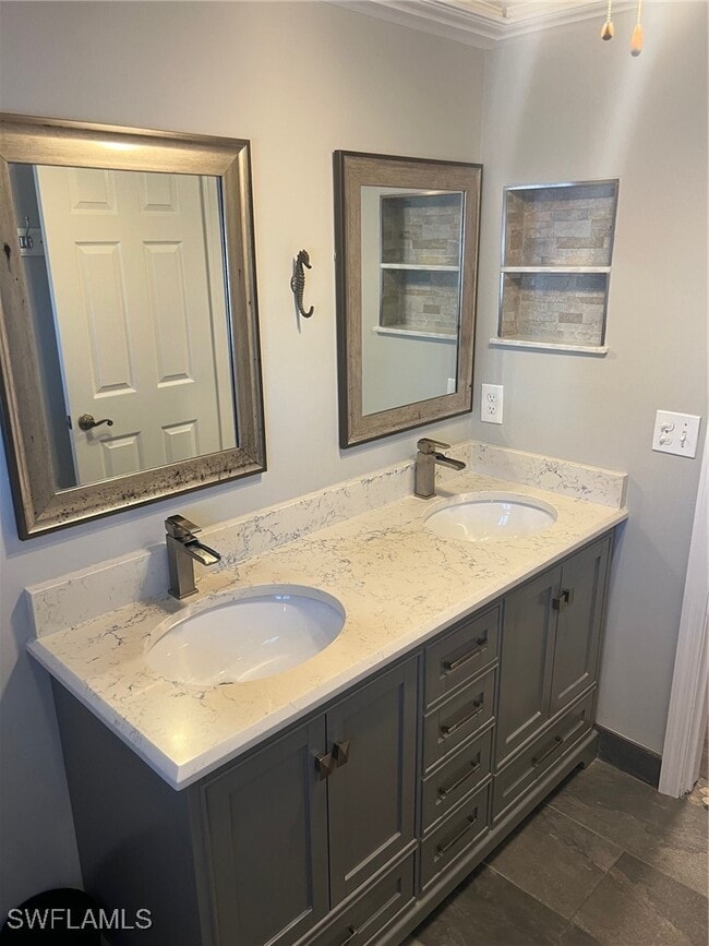 Building Photo - 1790 Imperial Golf Course Blvd