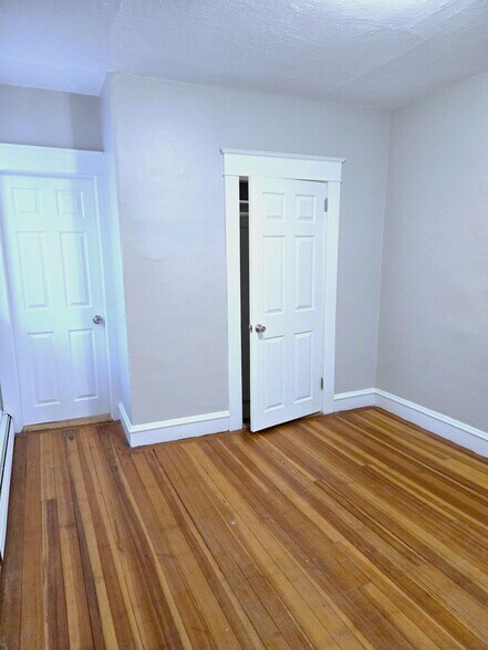 Building Photo - 552-554 Union Avenue