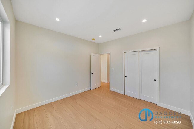 Building Photo - 2800 Winter St