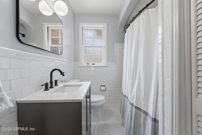 Building Photo - 1650 Parrish Pl
