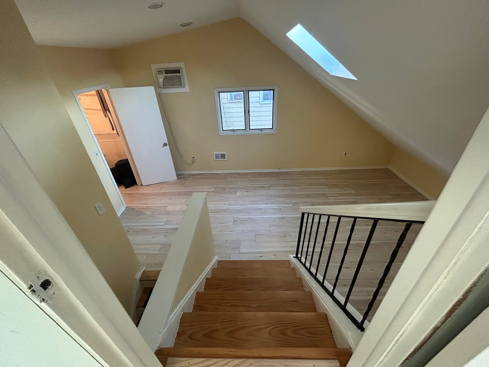 Building Photo - 24 Huron Ave