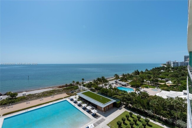 Building Photo - 360 Ocean Dr
