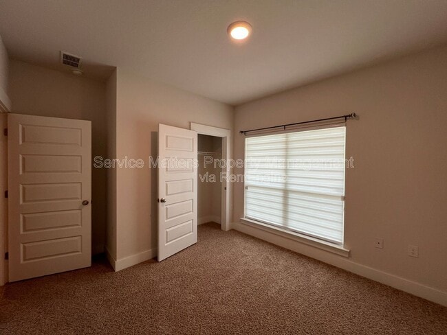 Building Photo - 5745 Danbury Blvd