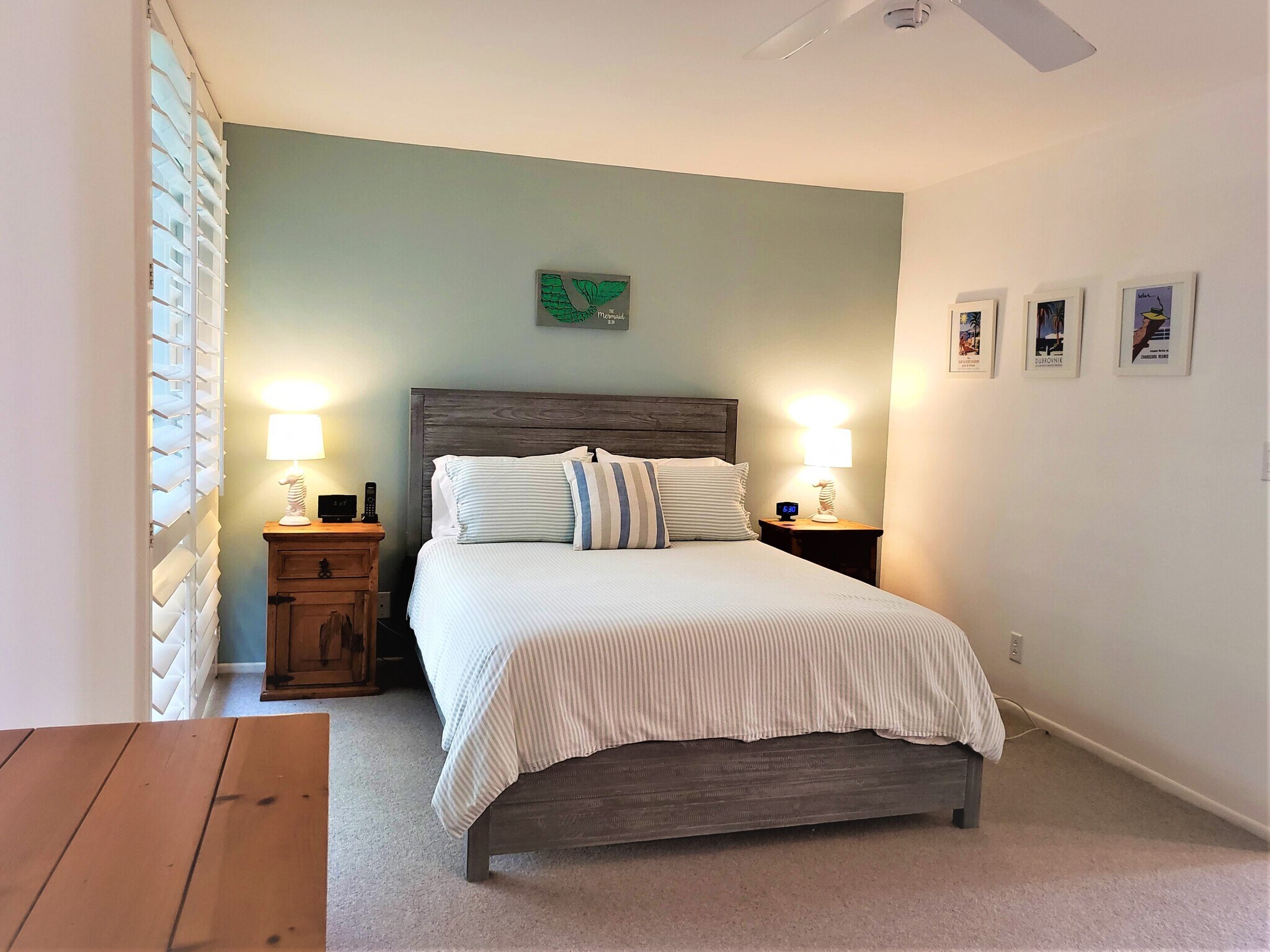 Master Bedroom #1 Queen size bed view of courtyard - 665 The Village