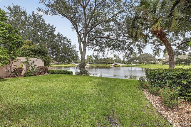 Building Photo - 2596 Irma Lake Dr