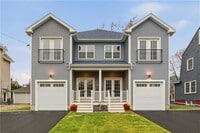 Building Photo - 47 Windsor Rd