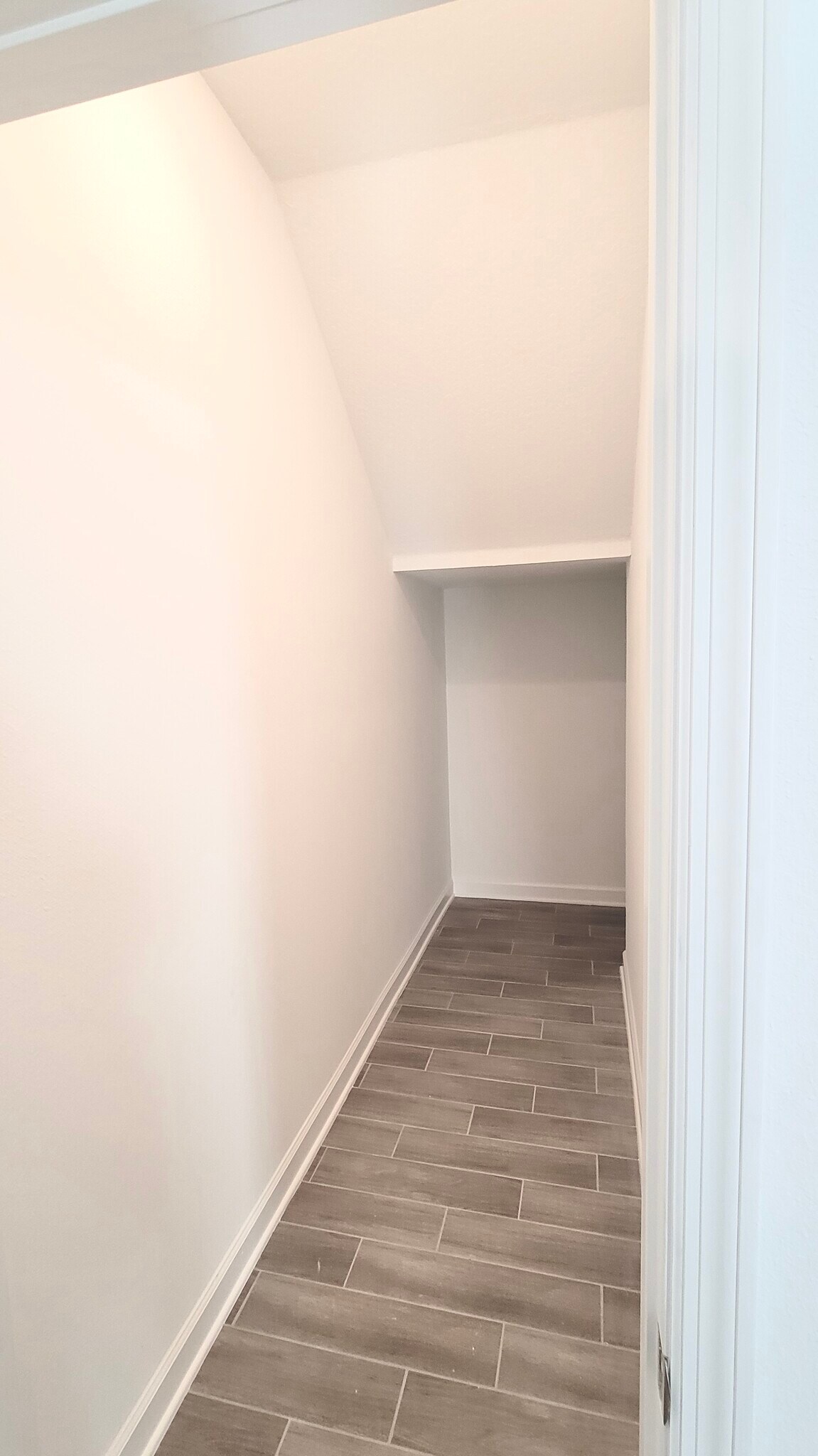 Building Photo - 12018 Language Way